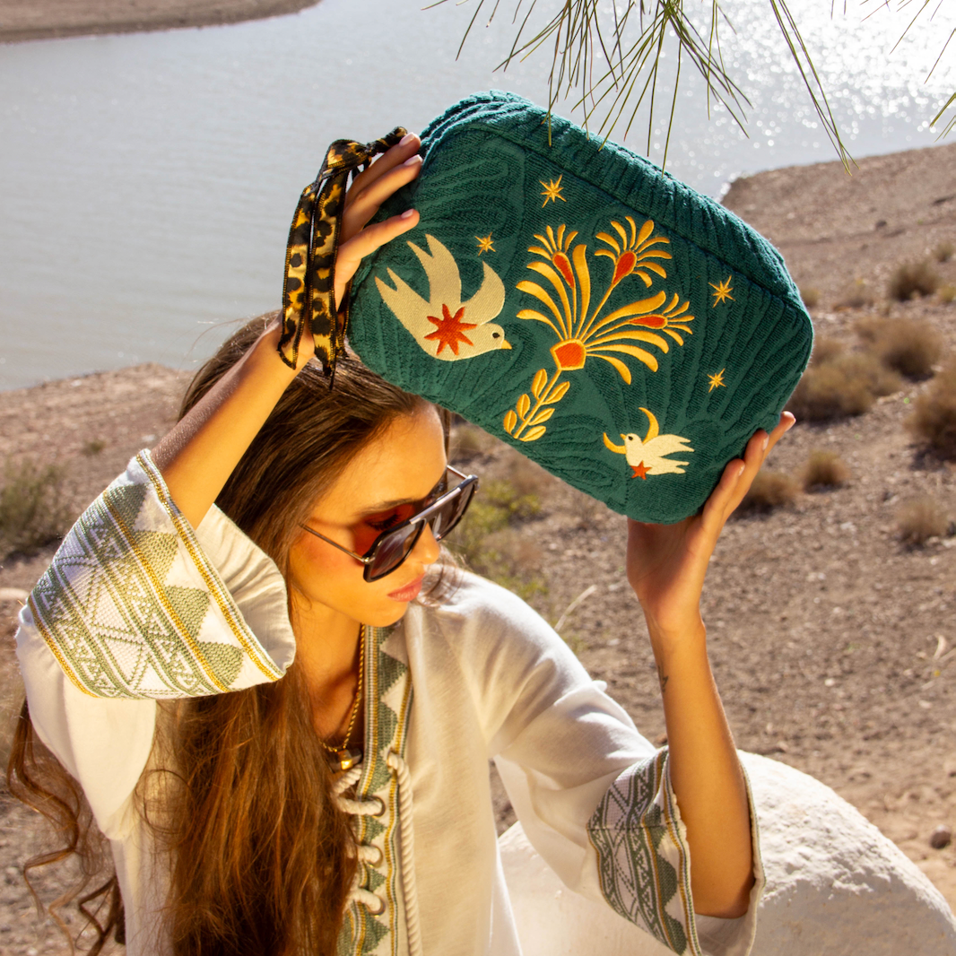 Découvrez l'élégance au bord de la mer.